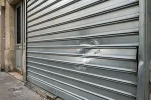 Réparation de rideau métallique à Marseille 6